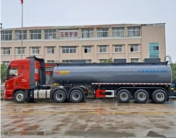 普货衬塑半挂罐式车,特运牌DTA9403GGY型半挂供液车,DTA9401GGS型供水半挂车