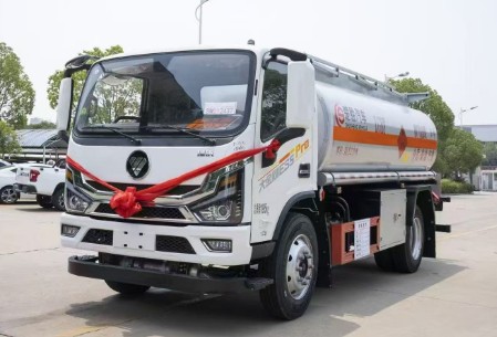 10方福田时代大金刚ES5加油车_8吨福田时代加油车