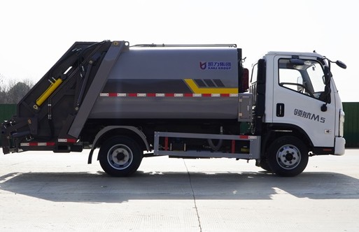 福田领航M5蓝牌压缩垃圾车_蓝牌压缩垃圾车厂家