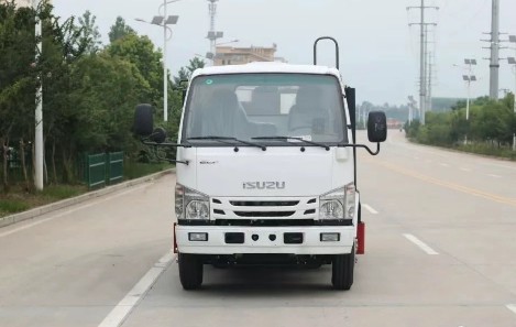 庆铃五十铃100P国六6方压缩式垃圾车_压缩式垃圾车生产厂家