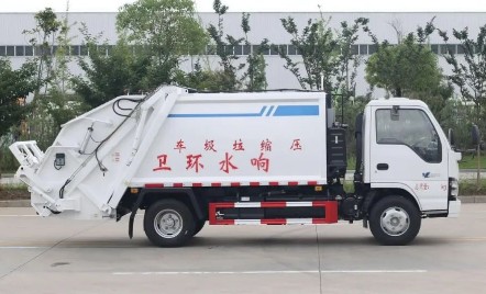 庆铃五十铃600P国六6方压缩式垃圾车_压缩式垃圾车生产厂家