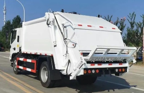 福田欧马可国六6-8方压缩式垃圾车_压缩式垃圾车生产厂家
