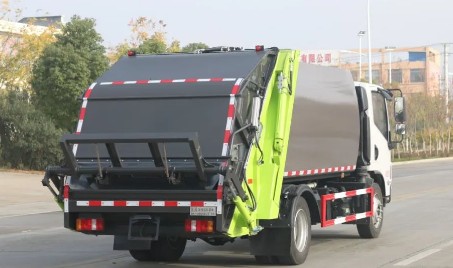 上汽跃进C500国六8方压缩式垃圾车_压缩式垃圾车生产厂家