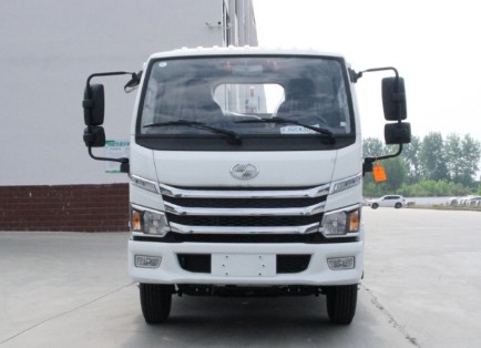 跃进勾臂垃圾车_新能源纯电动勾臂垃圾车_绿牌勾臂垃圾车