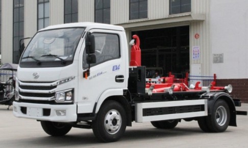 跃进勾臂垃圾车_新能源纯电动勾臂垃圾车_绿牌勾臂垃圾车