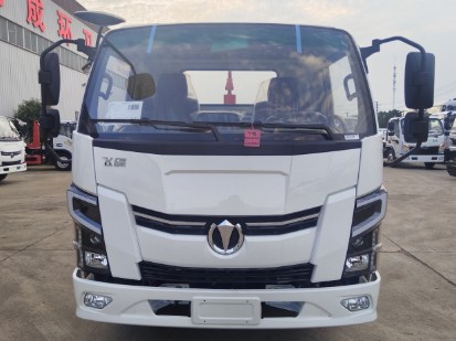 飞碟奥驰插电混合动力勾臂垃圾车_黄绿牌勾臂垃圾车