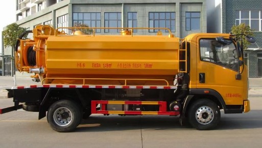 重汽豪曼蓝牌清洗吸污车_4+2清洗吸污车