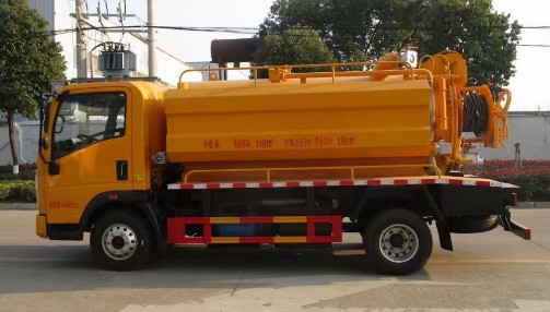 重汽豪曼蓝牌清洗吸污车_4+2清洗吸污车