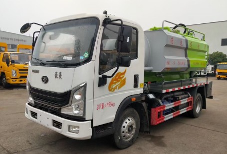 重汽豪曼蓝牌清洗吸污车_2650mm高度清洗吸污车