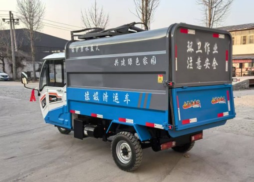 3.8方纯电动侧挂桶垃圾车