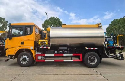 陕汽德龙X3000沥青洒布车_10方出口型楚胜牌沥青洒布车
