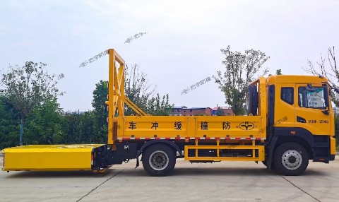 东风多利卡防撞缓冲车_防撞缓冲车价格多少钱一辆?