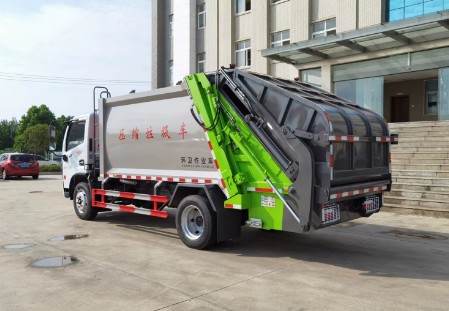王力压缩垃圾车厂家_东风多利卡11方压缩垃圾车价格