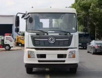 东风天锦勾臂垃圾车_东风天锦垃圾清运车