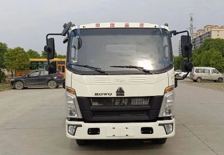 重汽豪沃8方蓝牌洒水车_重汽豪沃8方蓝牌多功能抑尘车