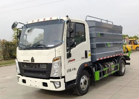 重汽豪沃8方蓝牌洒水车_重汽豪沃8方蓝牌多功能抑尘车
