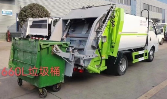 蓝牌压缩垃圾车_东风途逸4方压缩垃圾车