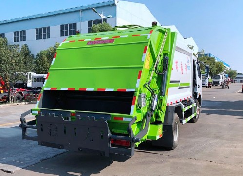 8-10方压缩垃圾车_东风多利卡D7压缩垃圾车
