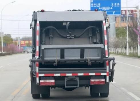 国六江淮骏铃6-9方压缩式垃圾车_楚胜牌CSC5121ZYSJH6型压缩式垃圾车