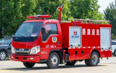 福田小卡蓝牌2方消防洒水车