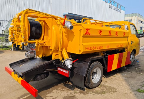东风大途逸4方清洗吸污车（分体罐）_4方蓝牌清洗吸污车