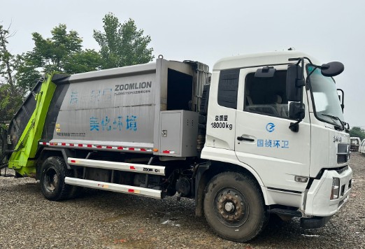 二手东风天锦14方压缩垃圾车_二手中联压缩垃圾车