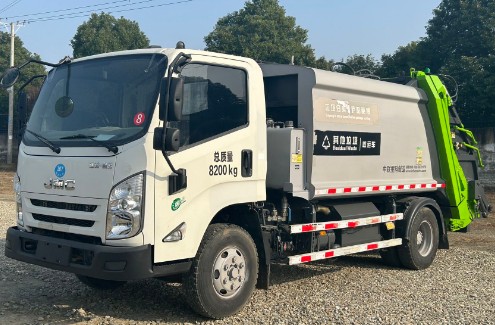 二手江铃7方压缩垃圾车_二手中联重科压缩垃圾车