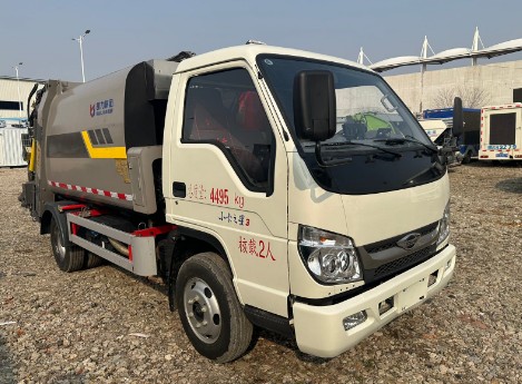 二手福田小卡之星3压缩垃圾车_二手福田蓝牌5.8方压缩垃圾车