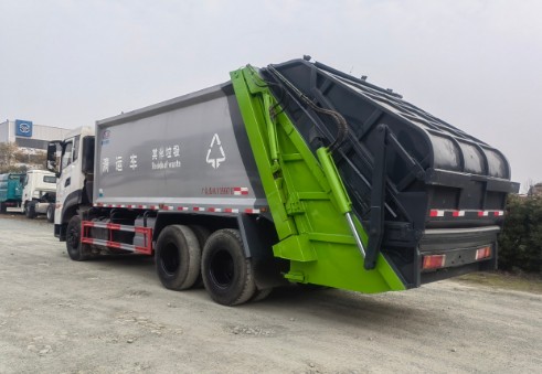 二手东风天龙后双桥20方压缩垃圾车_二手程力20方压缩垃圾车