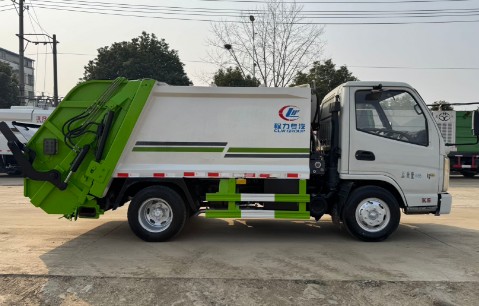 二手凯马4方压缩垃圾车_二手程力4方蓝牌压缩垃圾车