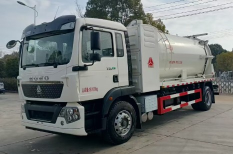 重汽豪沃TX5纯电动吸污车_11方新能源纯电动吸污车 重汽豪沃TX5纯电动吸污车_11方新能源纯电动吸污车