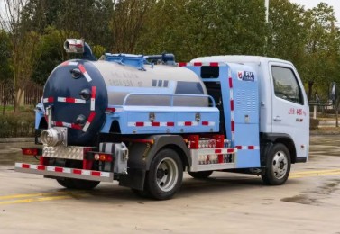 福田领航S1纯电动吸污车_纯电动2.5方吸污车
